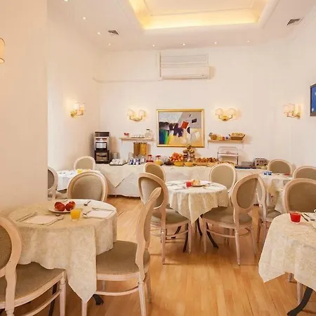 Otel Xx Settembre 3*