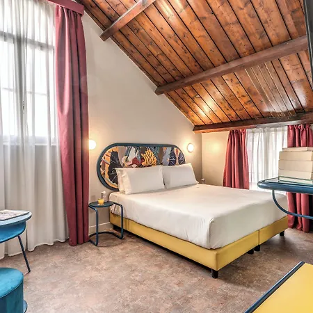 Xx Settembre Hotel
