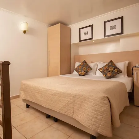 Otel Xx Settembre 3*