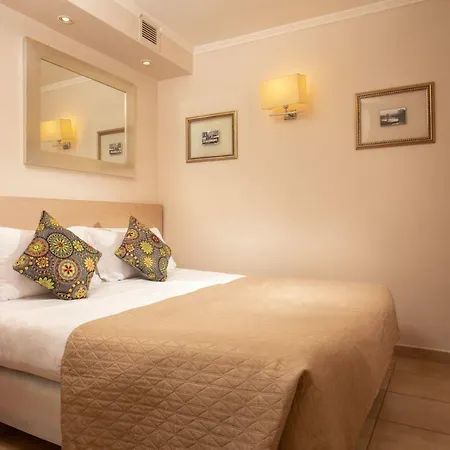 Xx Settembre Hotel